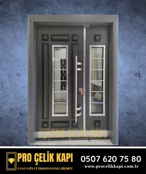 Bayraklı Bina Kapısı - Model 16