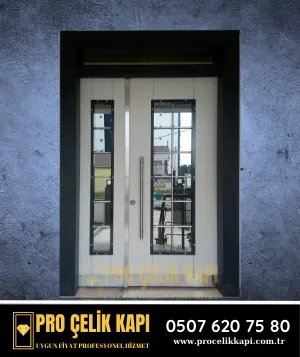 Bayraklı Bina Kapısı - Model 17