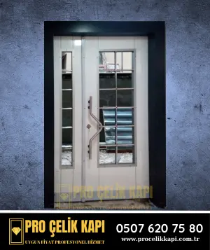 Bayraklı Bina Kapısı - Model 19