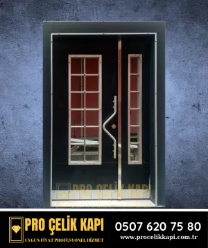 Bayraklı Bina Kapısı - Model 22