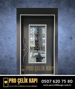 Bayraklı Bina Kapısı - Model 32